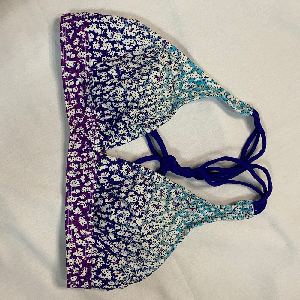 Athleta Swimsuit Top